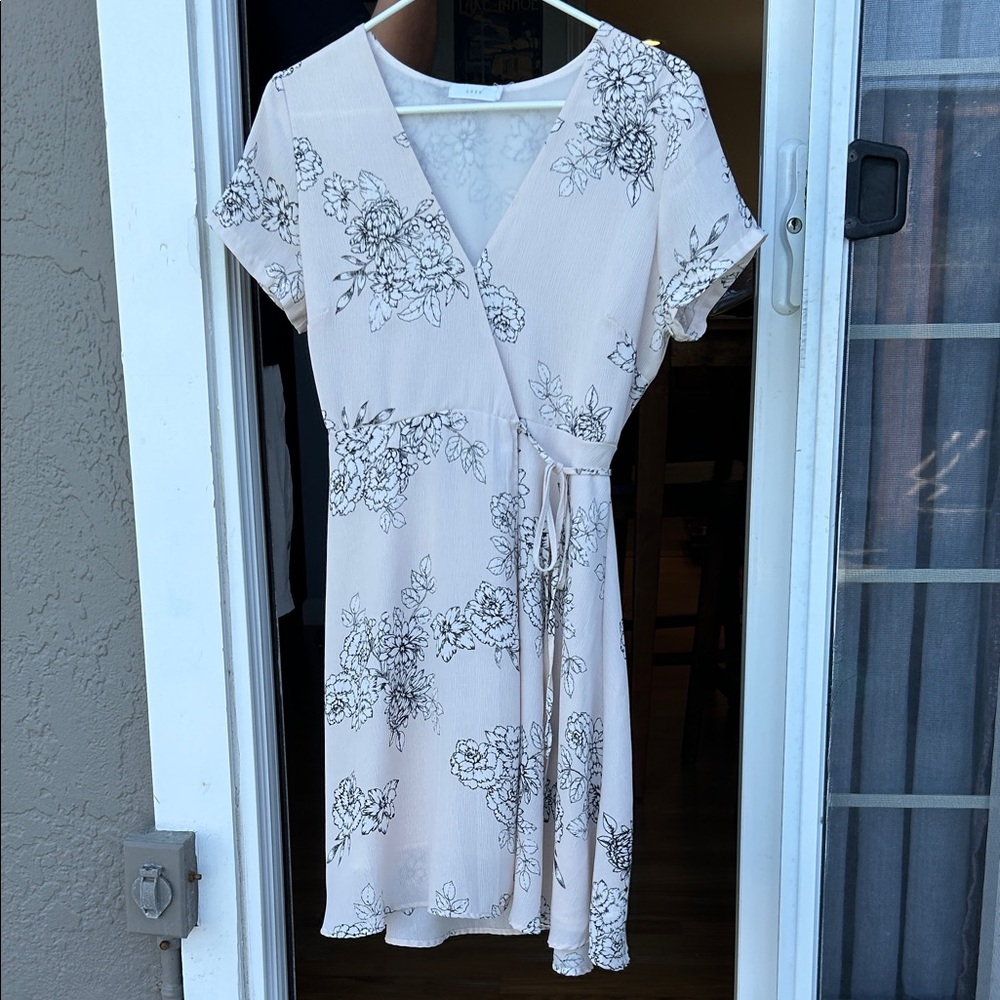 Lush Beige Floral Mini Dress